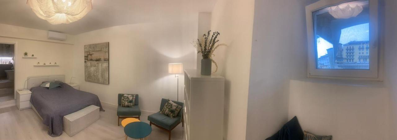 Apartment The Secret Window On The River Arno Florence
